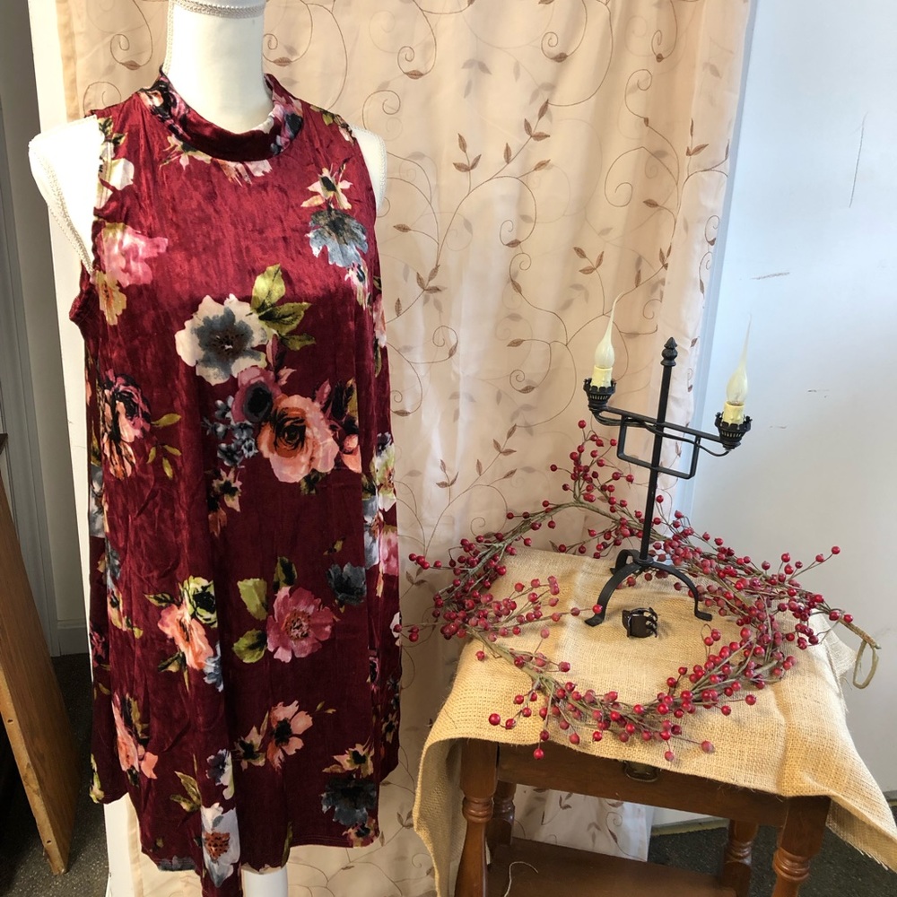 Floral print velvet dress - Picture 2 of 5